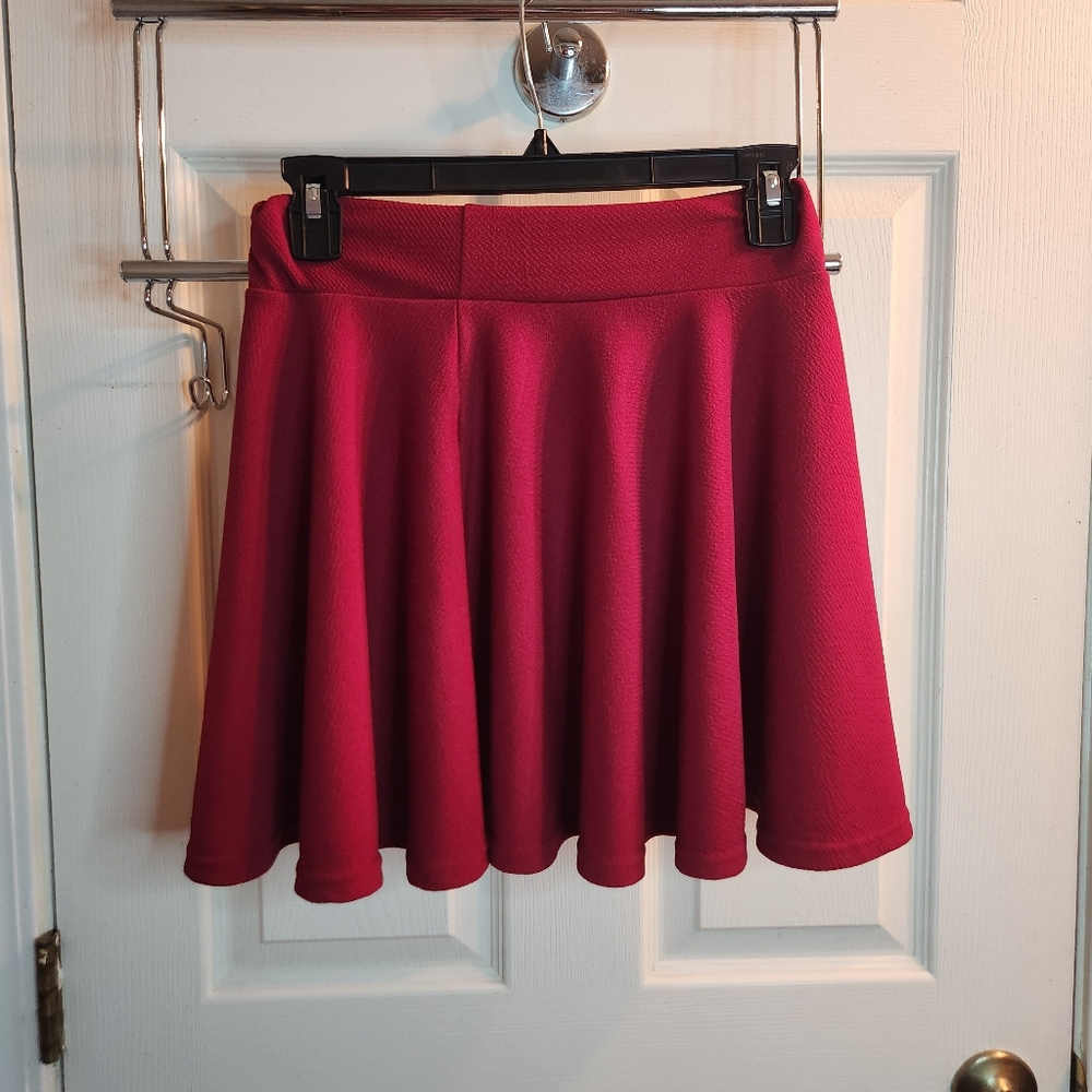 Urban Coco Red Medium Stretch Waist Skirt